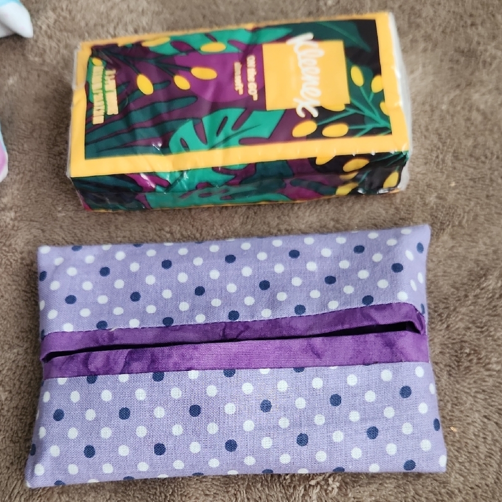 Vibrant Tissue Pouch Collection - Picture 4 of 4